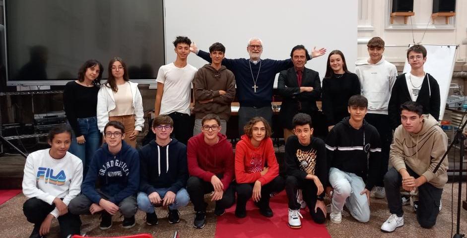 ISTITUTO CAVOUR – L’Arcivescovo Arnolfo ha incontrato gli studenti