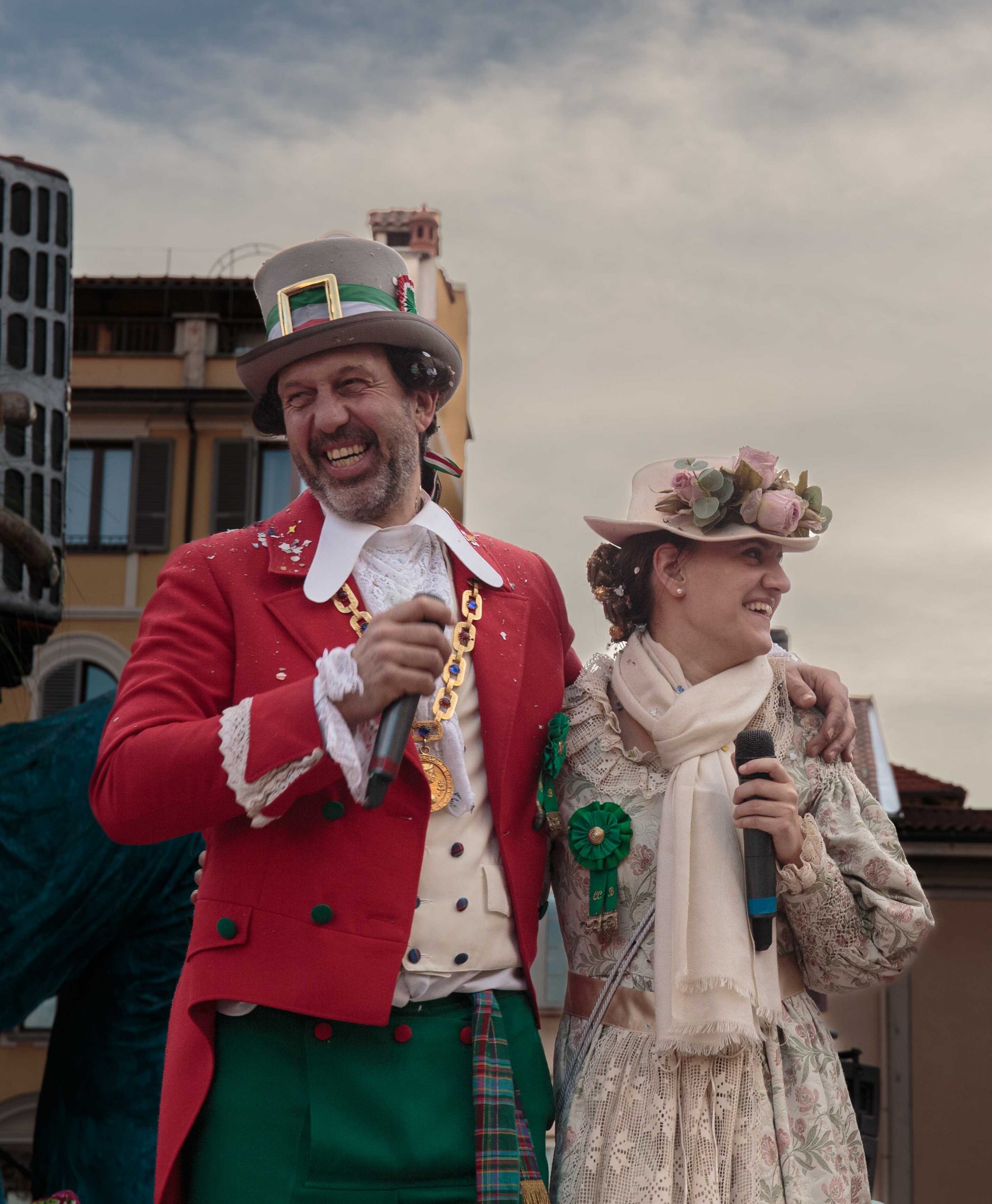 TRIONFO DI COLORI – Le immagini dal Carnevale di Borgosesia – Fotogallery targata G. Gozzi