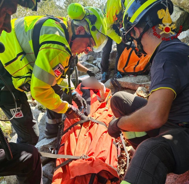 PELLA – Intervento dei Vigili del Fuoco per soccorso escursionista