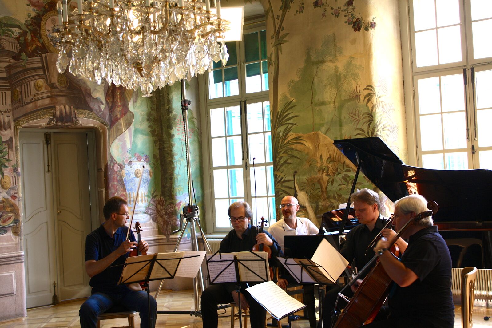 MUSICA A VILLA DURIO – Due appuntamenti per “Varallo Christmas”